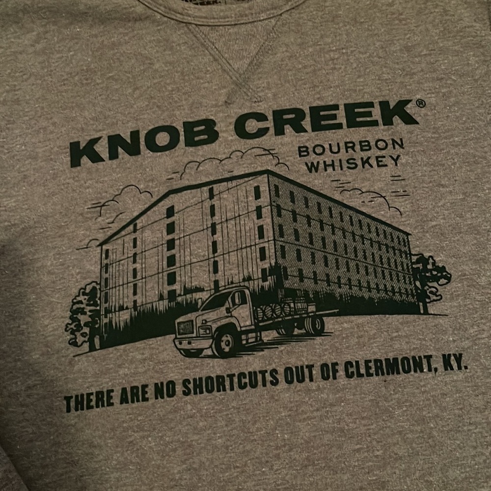 Knob Creek Bourbon Whiskey Pullover - Size M - Picture 2 of 3